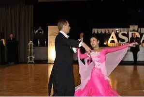 Learn to dance Ballroom Dancing